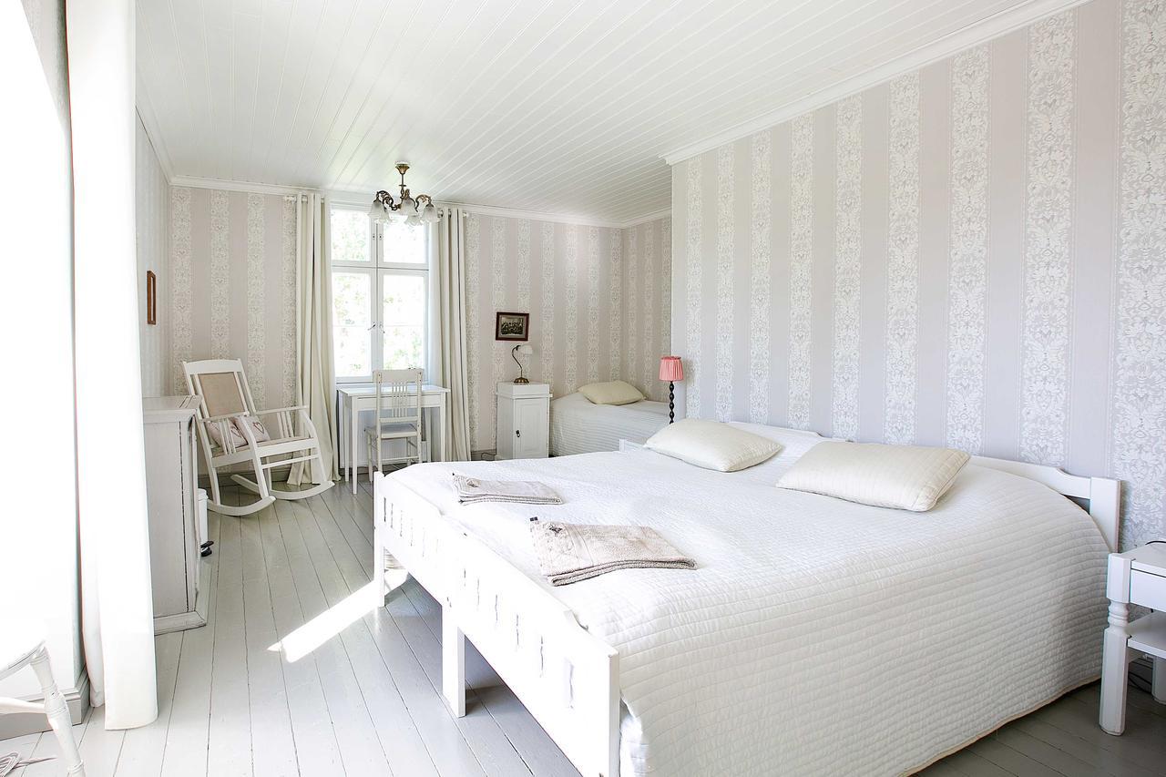 Tammiston Bed&Breakfast Naantali Extérieur photo